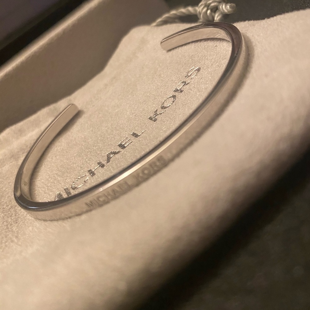 Michael kors sterling silver nesting bracelet